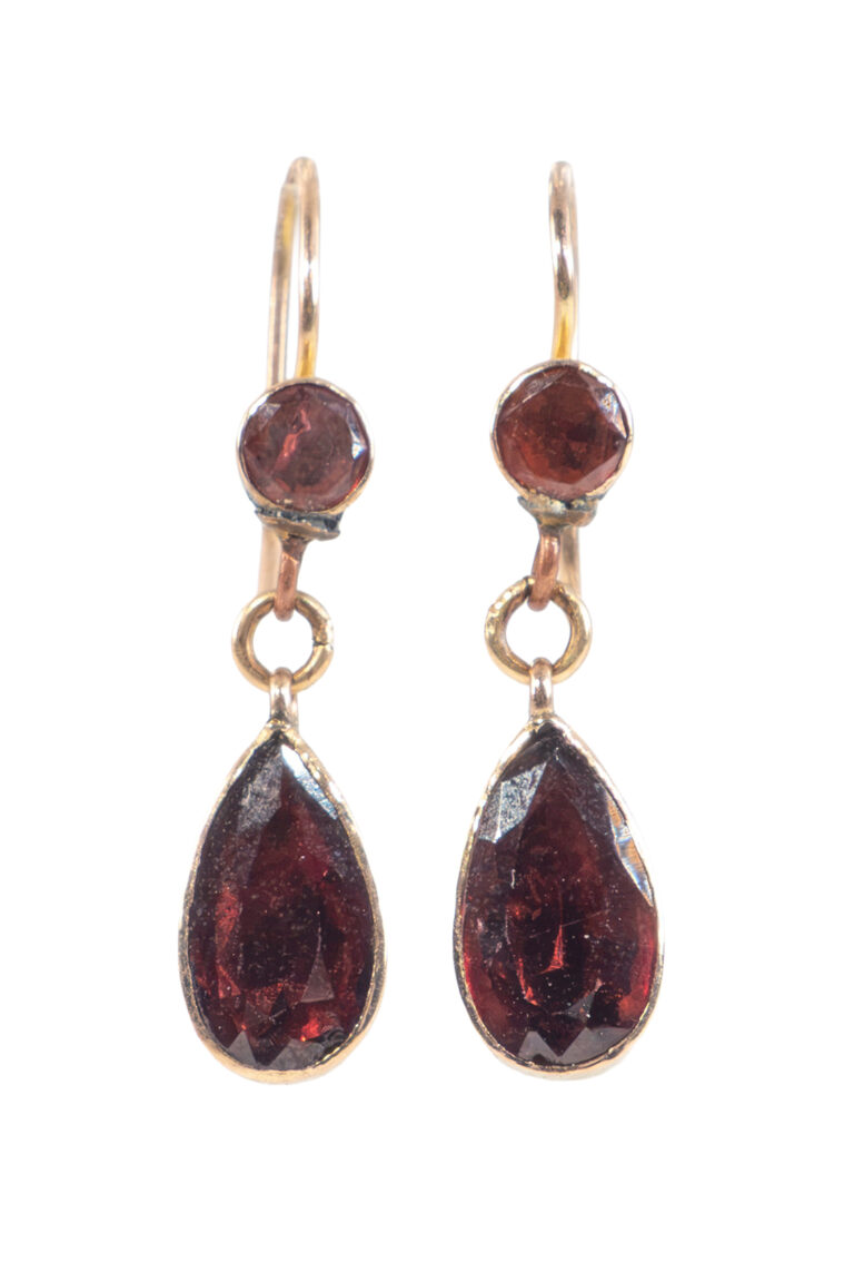 Rheinfrank Holzfuss Antique Jewellery in Berlin Muenchen Antike Ringe Verlobungsringe Eheringe Schmuck Juwelier Diamant Ohrringe 2166 1