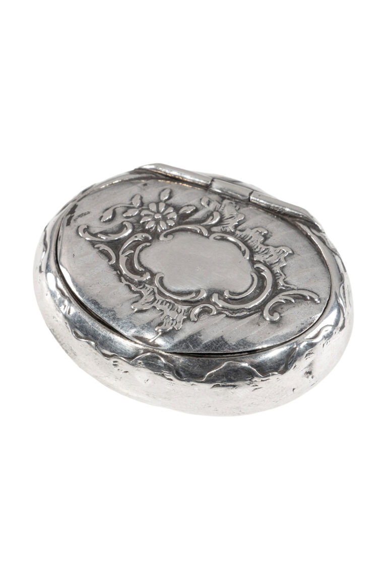 Rheinfrank Holzfuss Antique Jewellery in Berlin Muenchen Antike Ringe Verlobungsringe Eheringe Schmuck Juwelier Diamant Dose 2202 1