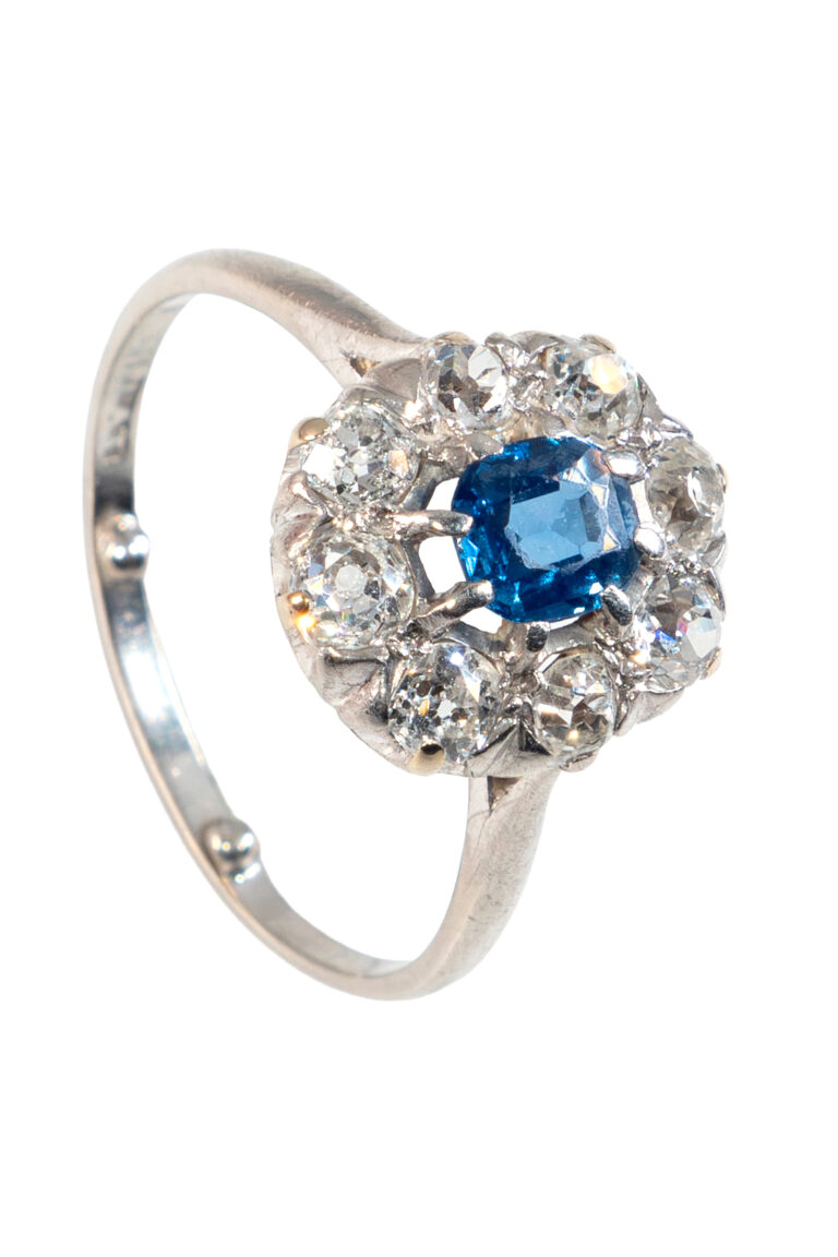 Rheinfrank Holzfuss Antique Jewellery in Berlin Muenchen Antike Ringe Verlobungsringe Eheringe Schmuck Juwelier Diamant Verlobungsring 1249 1