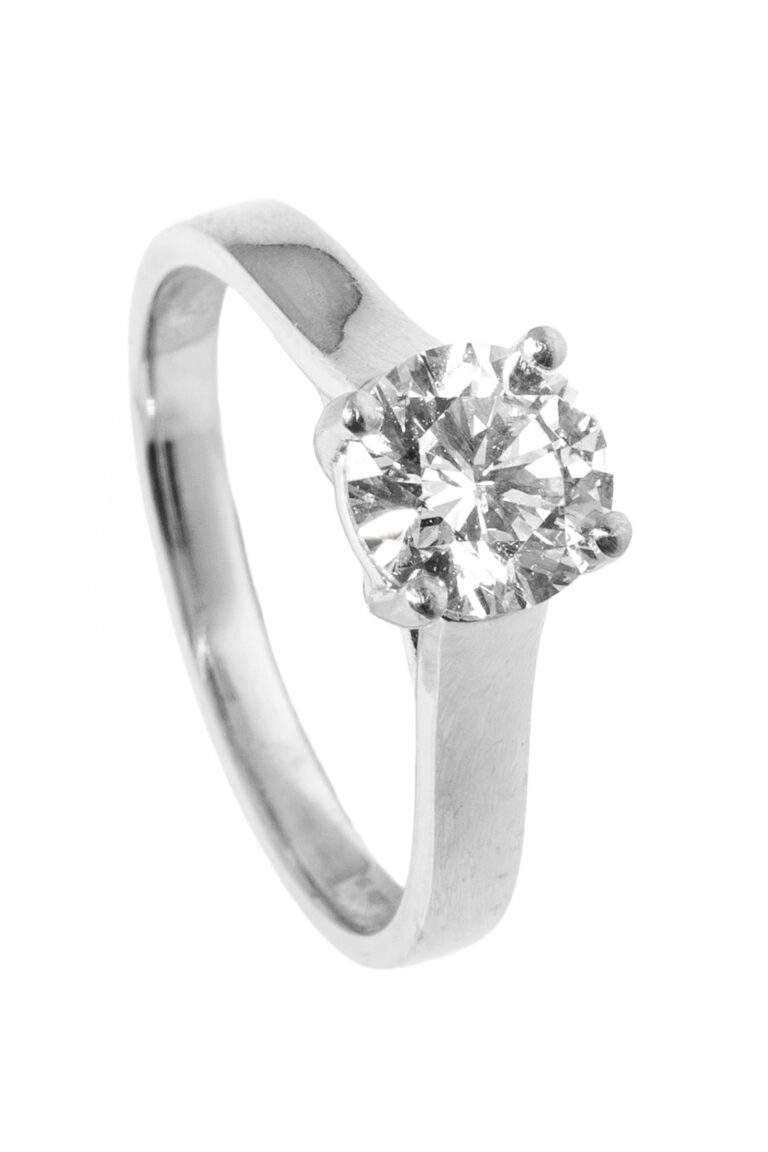 Rheinfrank Holzfuss Antique Jewellery in Berlin Muenchen Antike Ringe Verlobungsringe Eheringe Schmuck Juwelier Diamant Verlobungsring 1271 1 copy