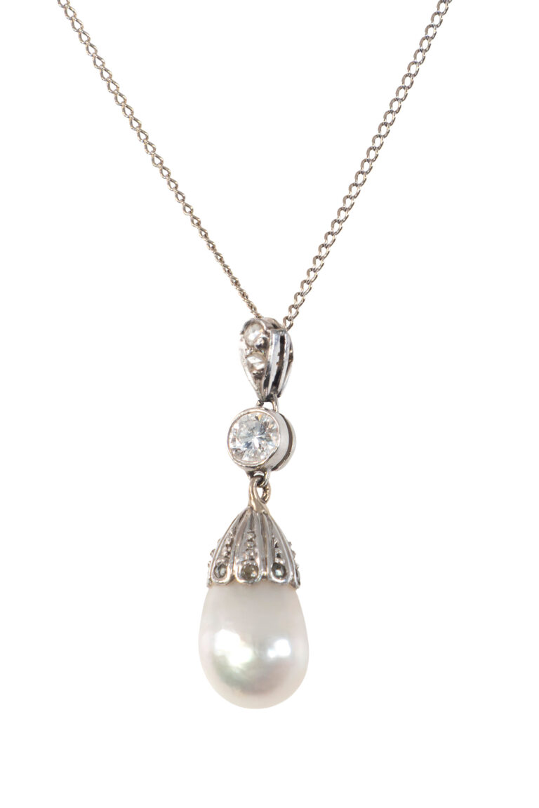 Rheinfrank Holzfuss Antique Jewellery in Berlin Muenchen Antike Ringe Verlobungsringe Eheringe Schmuck Juwelier Diamant Anhaenger M1308 1