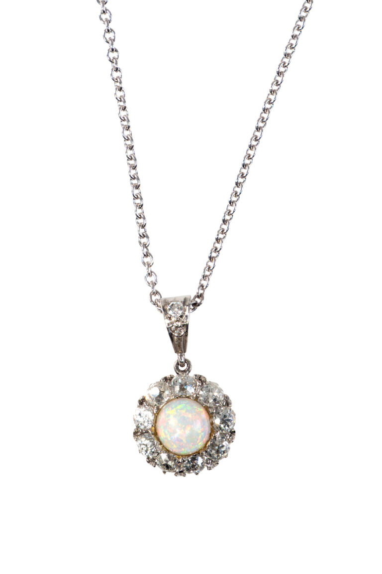Rheinfrank Holzfuss Antique Jewellery in Berlin Muenchen Antike Ringe Verlobungsringe Eheringe Schmuck Juwelier Diamant Anhaenger M5868 1