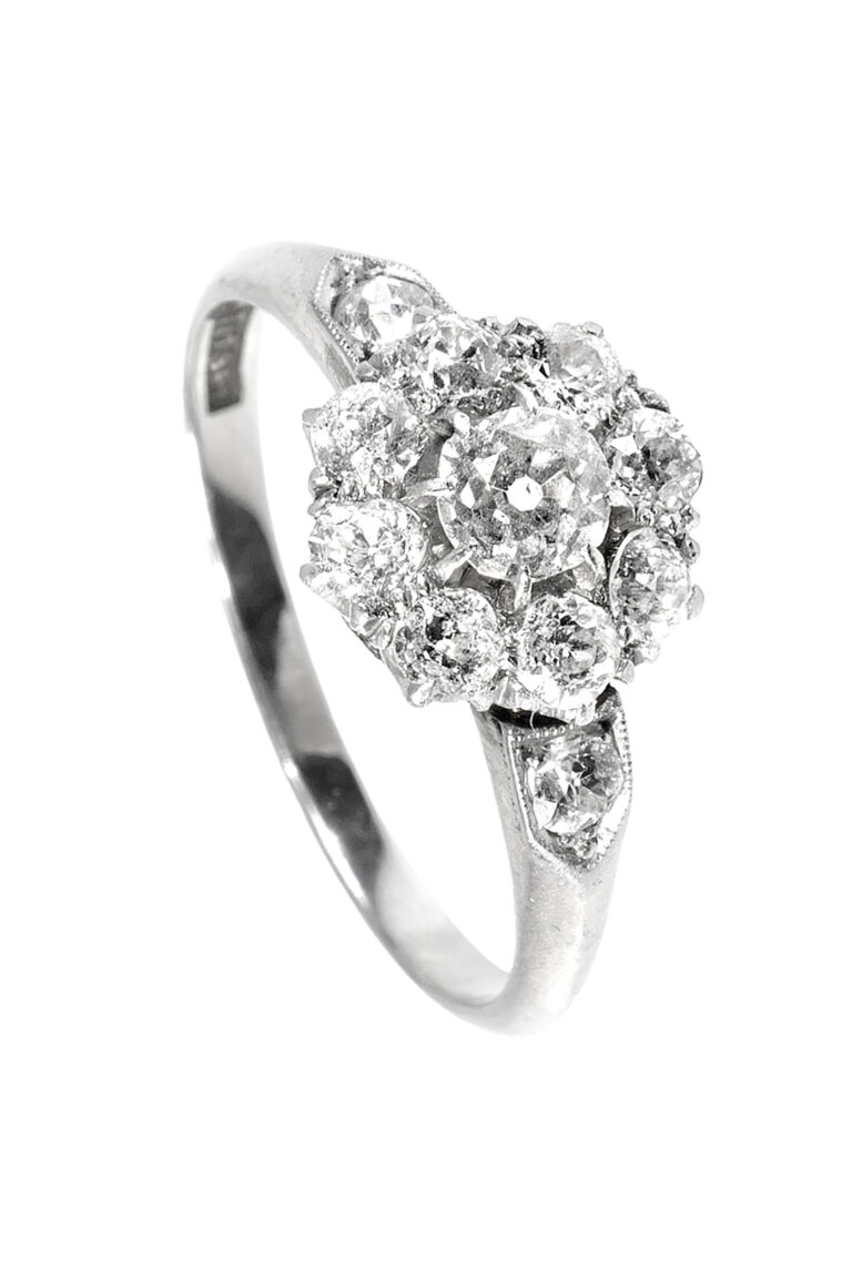 Rheinfrank Holzfuss Antique Jewellery in Berlin Muenchen Antike Ringe Verlobungsringe Eheringe Schmuck Juwelier Diamant Verlobungsring M5910 1