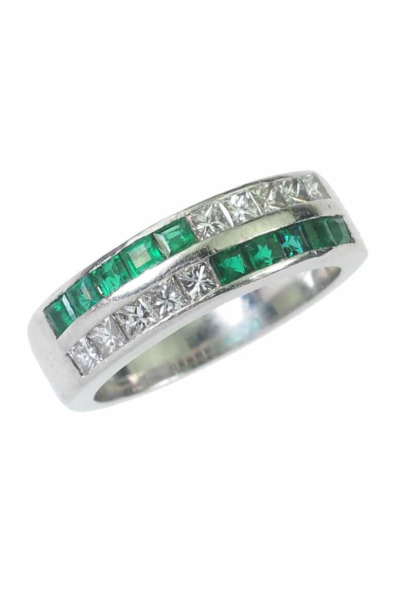 Vintage Verlobungsring mit Smaragde und Diamanten aus Platin