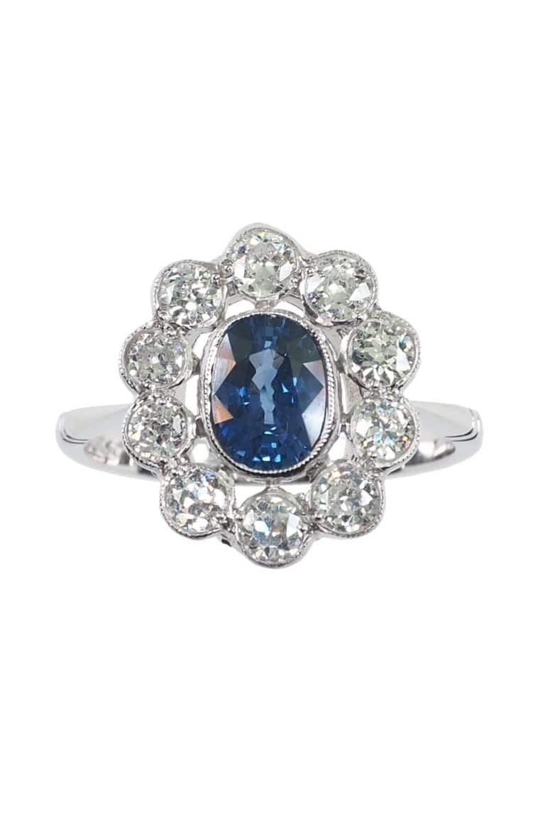 Vintage Verlobungsring mit Saphir und Diamanten aus Platin