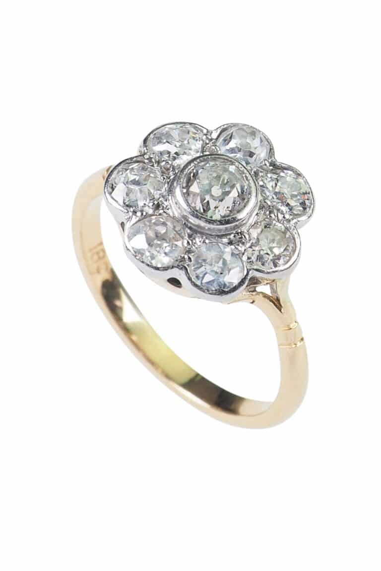 Art Déco Ring mit Diamanten aus 18 Karat Gold und Platin