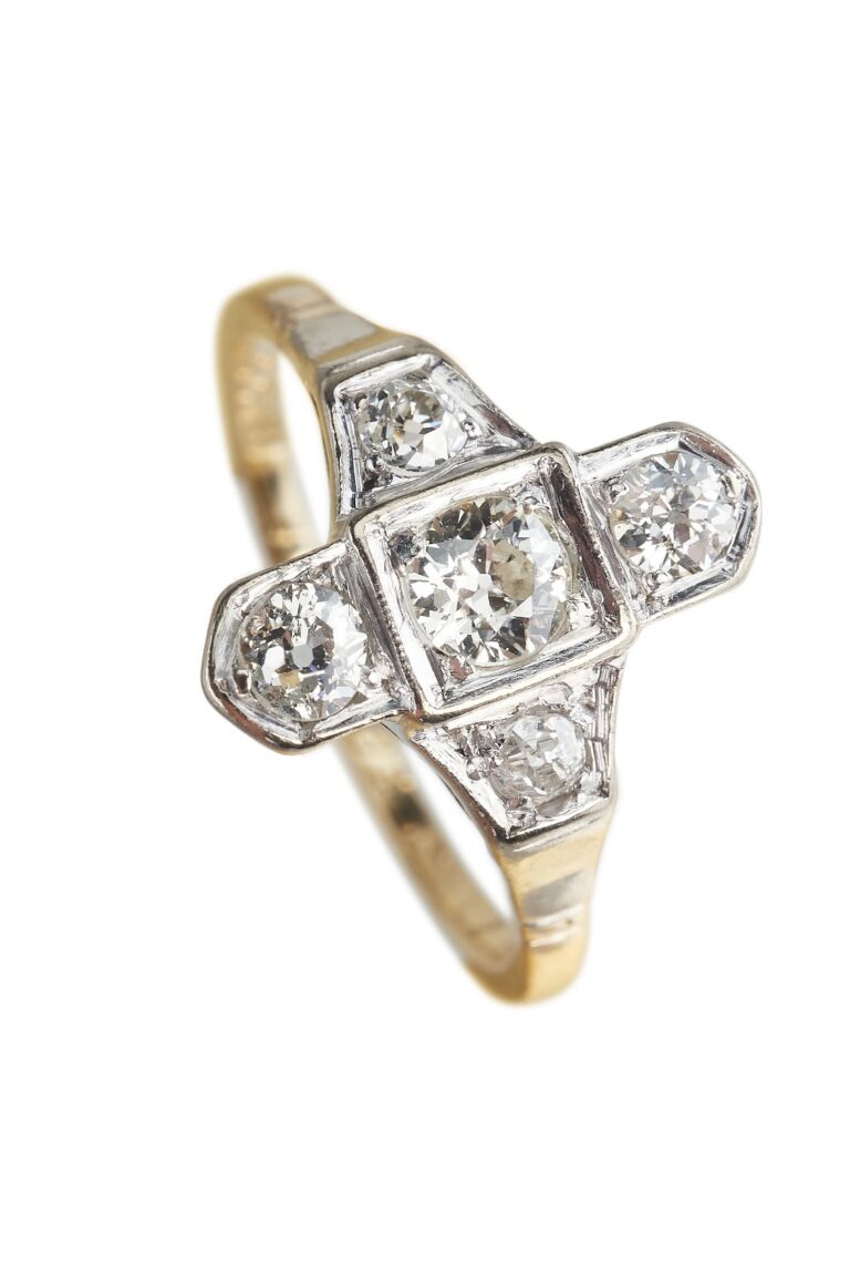 Rheinfrank Holzfuss Antique Jewellery in Berlin Muenchen Antike Ringe Verlobungsringe Eheringe Schmuck Juwelier 0227 6.jpg