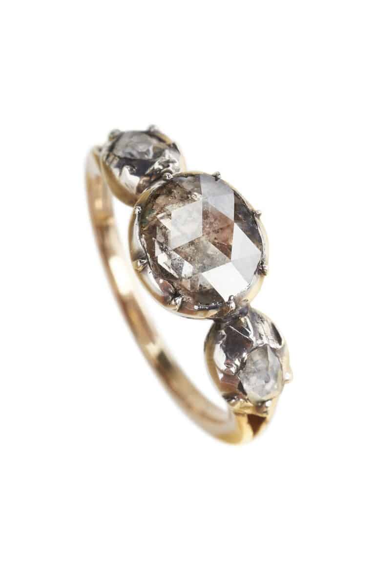 Rheinfrank Holzfuss Antique Jewellery in Berlin Muenchen Antike Ringe Verlobungsringe Eheringe Schmuck Juwelier 0699 5.jpg