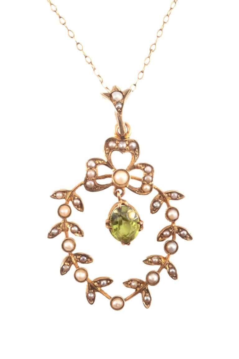 Rheinfrank Holzfuss Antique Jewellery in Berlin Muenchen Antike Ringe Verlobungsringe Eheringe Schmuck Juwelier Diamant Anhaenger 2030 1.jpg