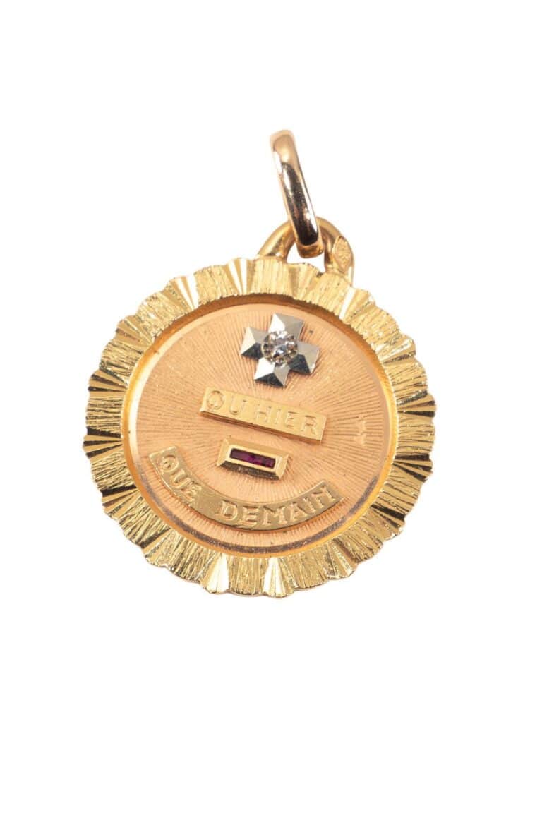 Rheinfrank Holzfuss Antique Jewellery in Berlin Muenchen Antike Ringe Verlobungsringe Eheringe Schmuck Juwelier Diamant Anhaenger M5620 1.jpg