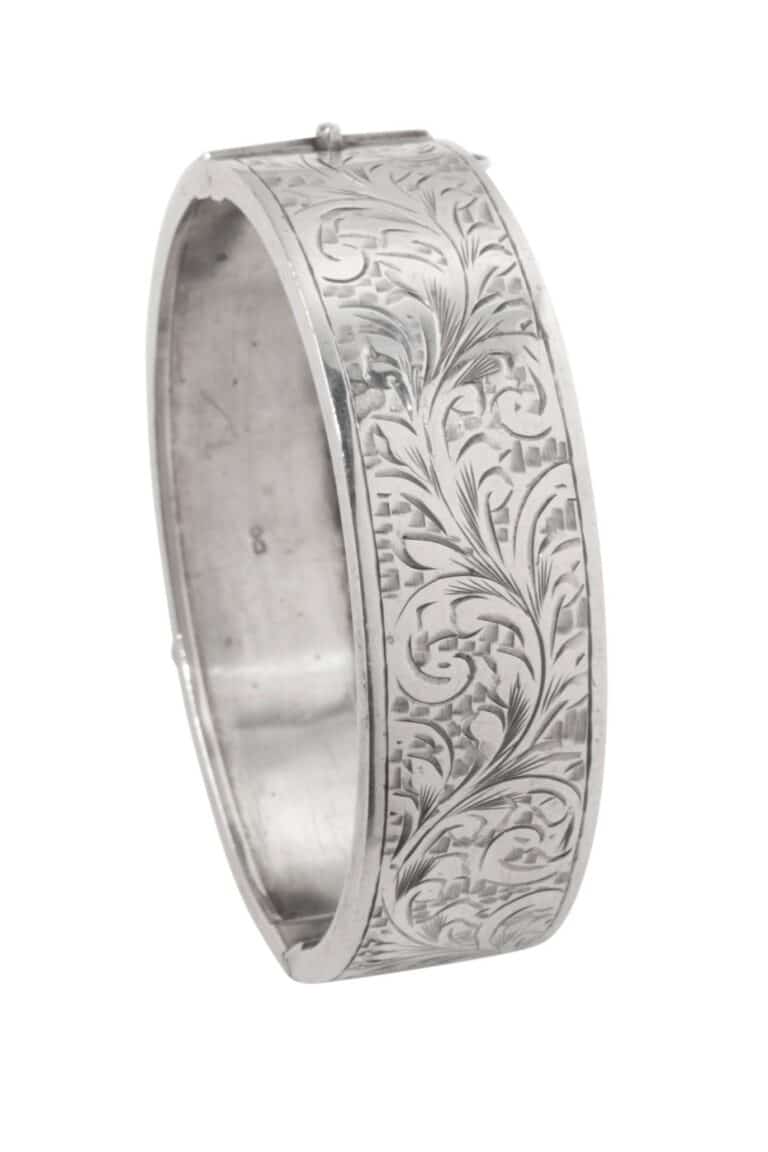 Rheinfrank Holzfuss Antique Jewellery in Berlin Muenchen Antike Ringe Verlobungsringe Eheringe Schmuck Juwelier Diamant Armreif 2040 1.jpg