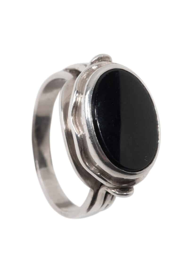 Rheinfrank Holzfuss Antique Jewellery in Berlin Muenchen Antike Ringe Verlobungsringe Eheringe Schmuck Juwelier Diamant Herrenringe 2344 1.jpg