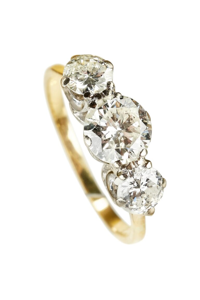 Vintage Ring mit Diamanten aus 18 Karat Gold und Platin