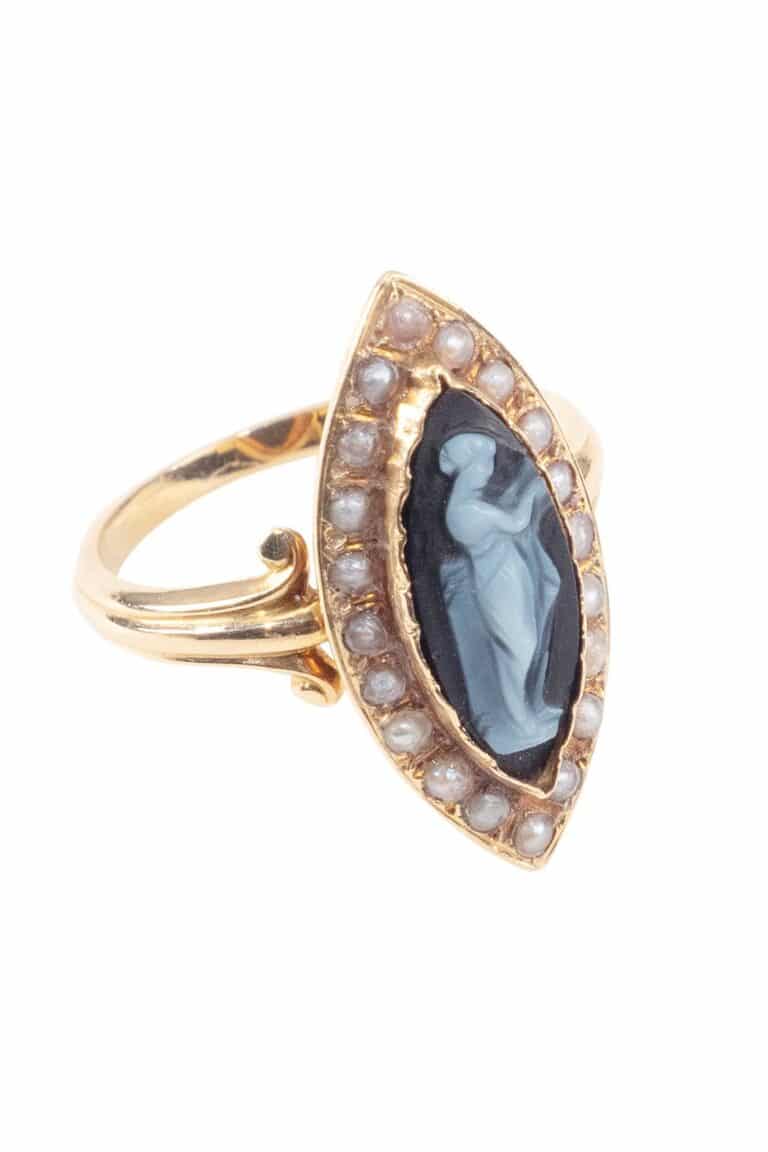 Rheinfrank Holzfuss Antique Jewellery in Berlin Muenchen Antike Ringe Verlobungsringe Eheringe Schmuck Juwelier Diamant Verlobungsring 3071 1.jpg