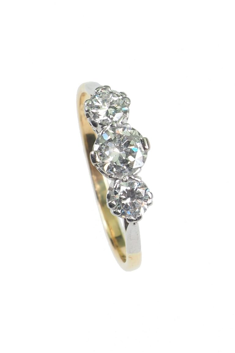 Vintage Ring mit Diamanten aus 18 Karat Gold und Platin