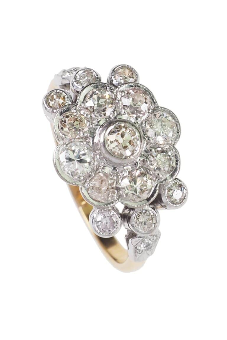 Art Déco Ring mit Diamanten aus 18 Karat Gold und Platin