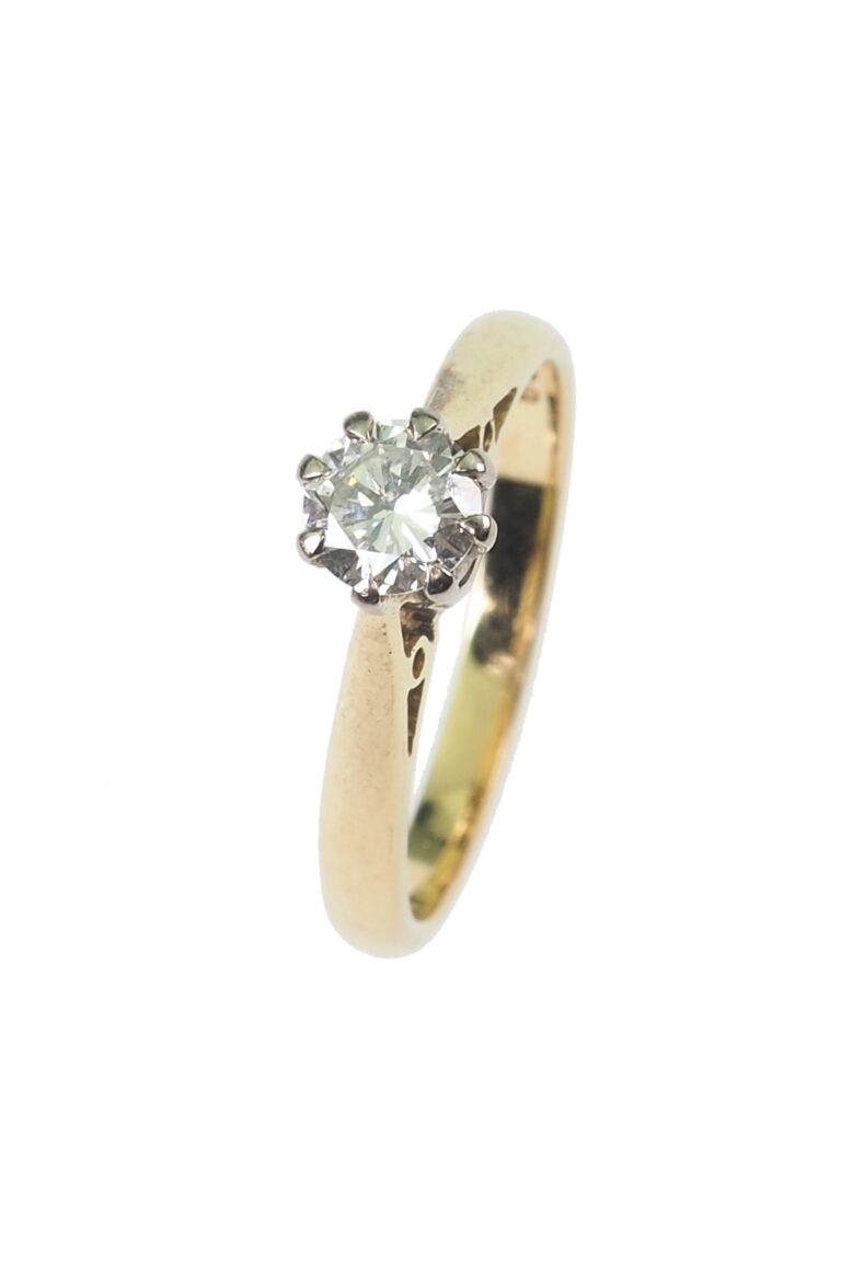Vintage Verlobungsring mit Diamantsolitaire im Brillantschliff aus 18 Karat Gold und Platin
