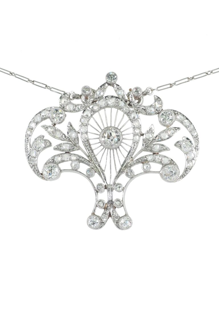 Belle Époque Anhänger mit Altschliff-Diamanten aus Platin