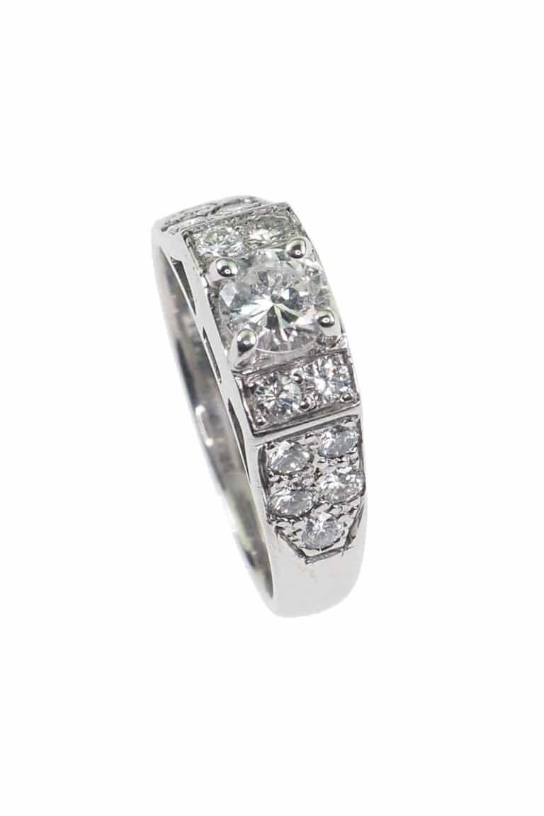 Vintage Ring mit Diamanten aus 18 Karat Gold