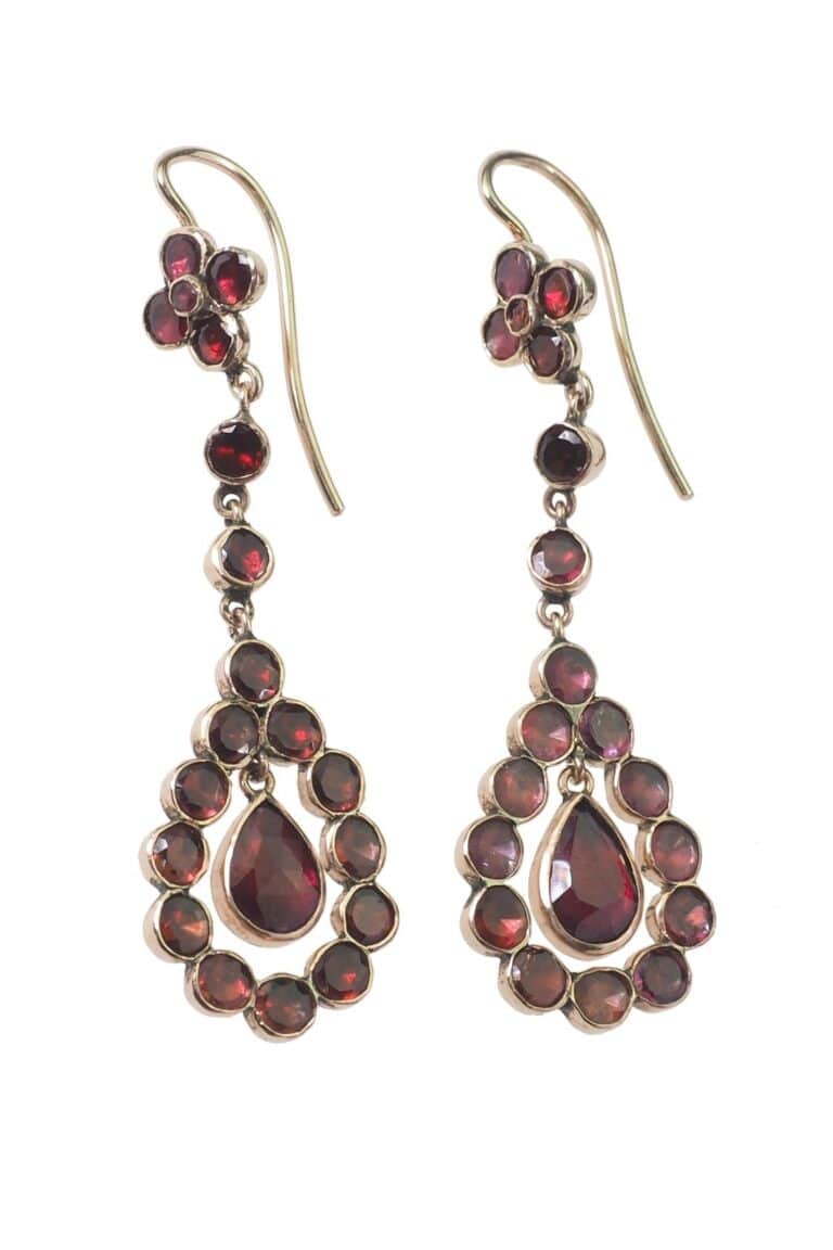 Ohrringe mit Almandine und Granate aus 18 Karat Roségold