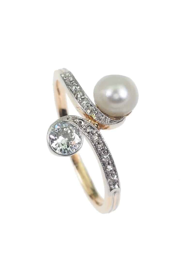 Jugendstil Ring mit Diamanten und Perle aus 14 Karat Gold