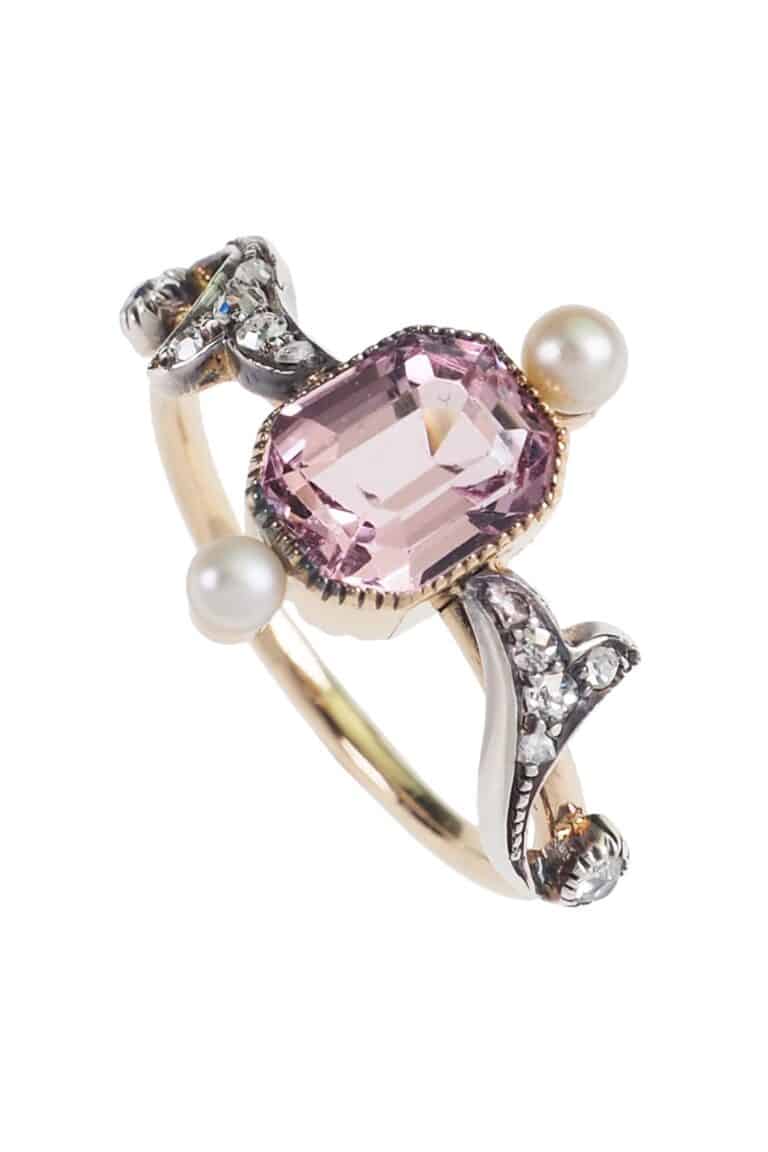 Edwardianischer Ring mit Turmalin, Perlen und Diamanten aus 18 Karat Gold und Platin