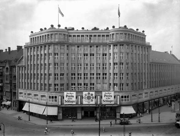 torstrasse in berlin